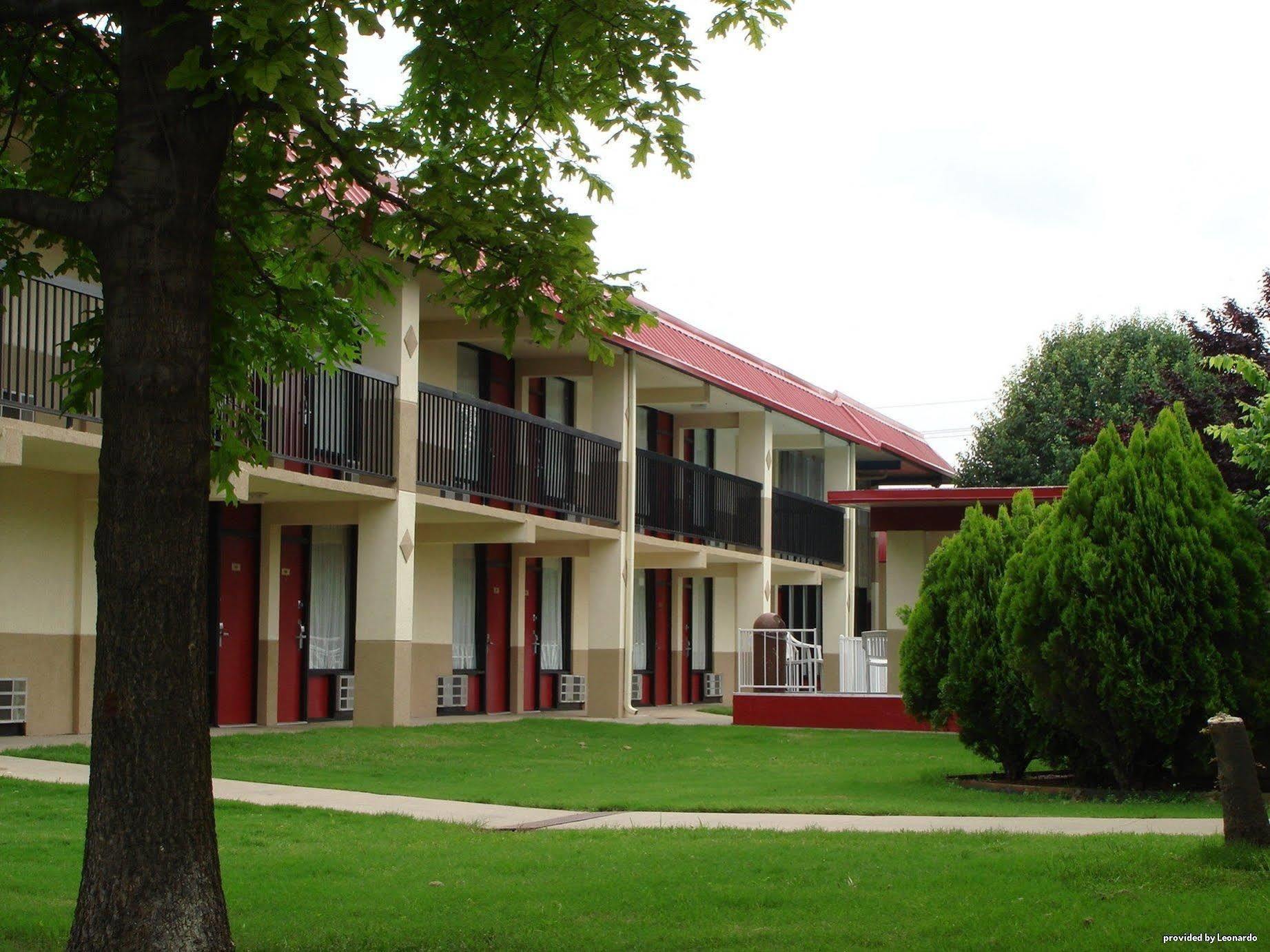 Best Western Tulsa Airport Экстерьер фото